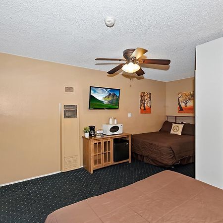 Robinhood Resort Big Bear Lake Buitenkant foto